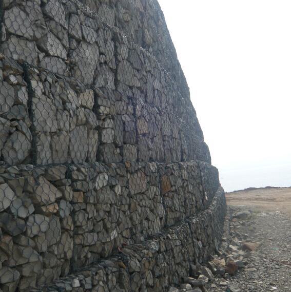 格賓石籠擋墻15531868633 格賓石籠擋墻15531868633